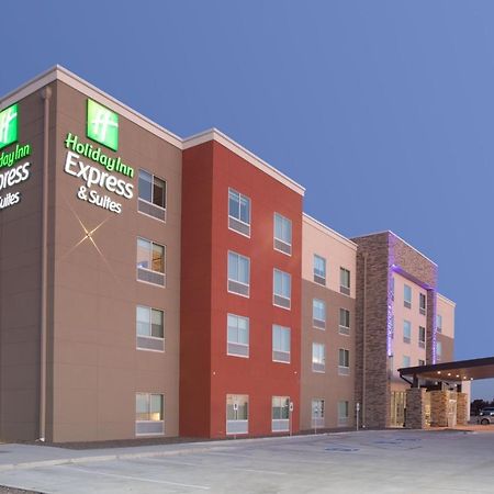 Holiday Inn Express & Suites - Goodland I-70 By Ihg Exterior photo
