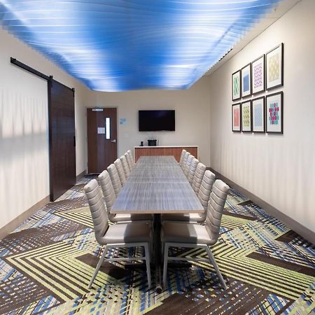 Holiday Inn Express & Suites - Goodland I-70 By Ihg Exterior photo