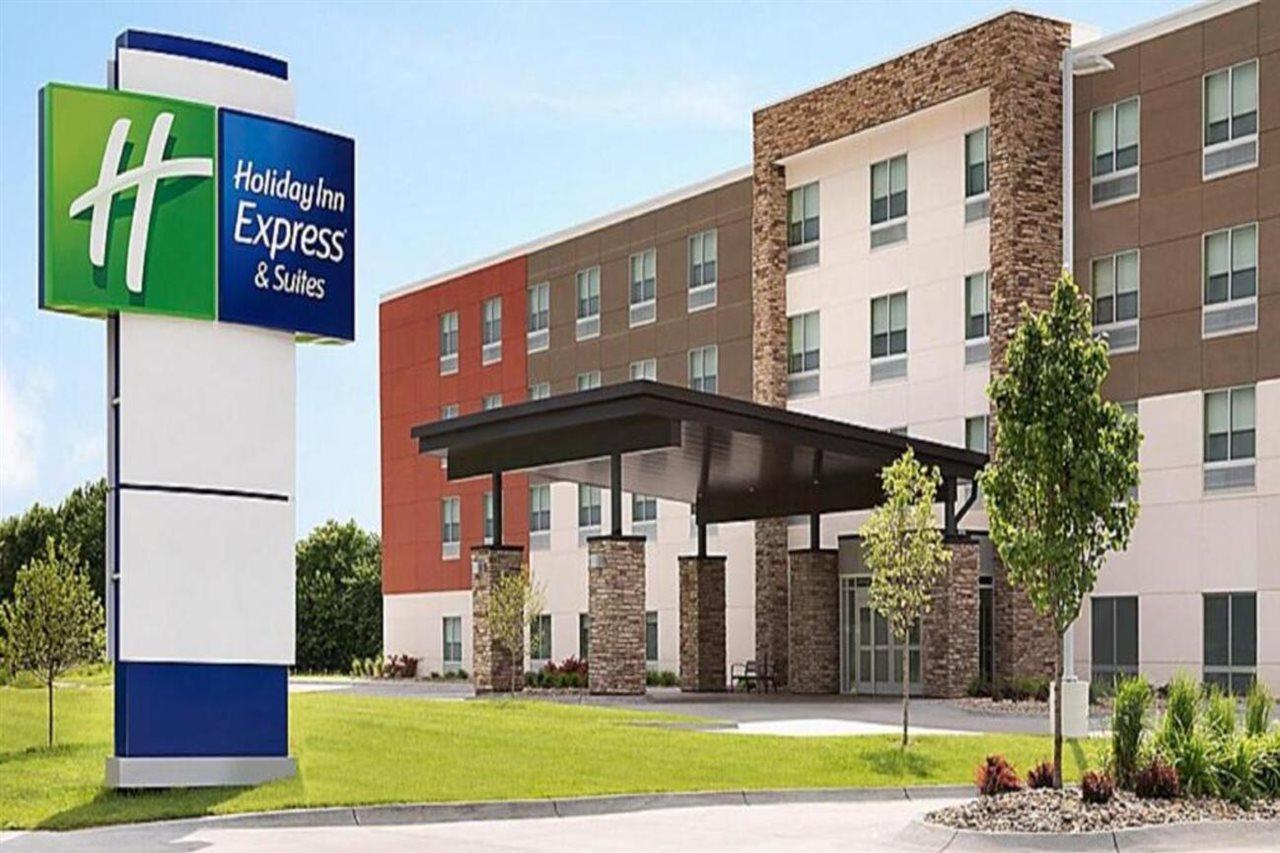 Holiday Inn Express & Suites - Goodland I-70 By Ihg Exterior photo