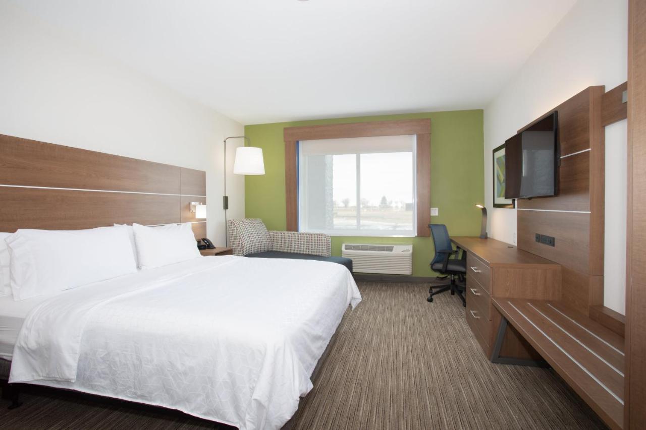 Holiday Inn Express & Suites - Goodland I-70 By Ihg Exterior photo