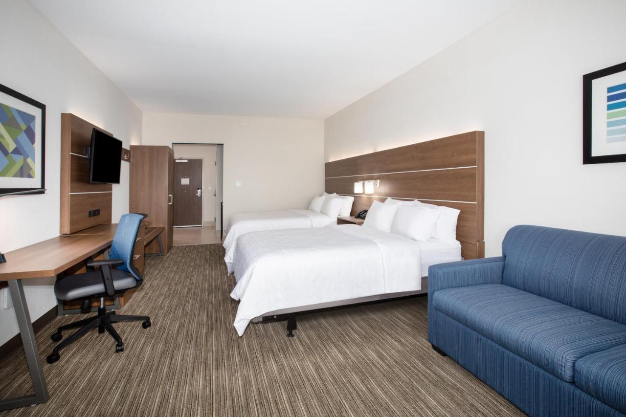 Holiday Inn Express & Suites - Goodland I-70 By Ihg Exterior photo