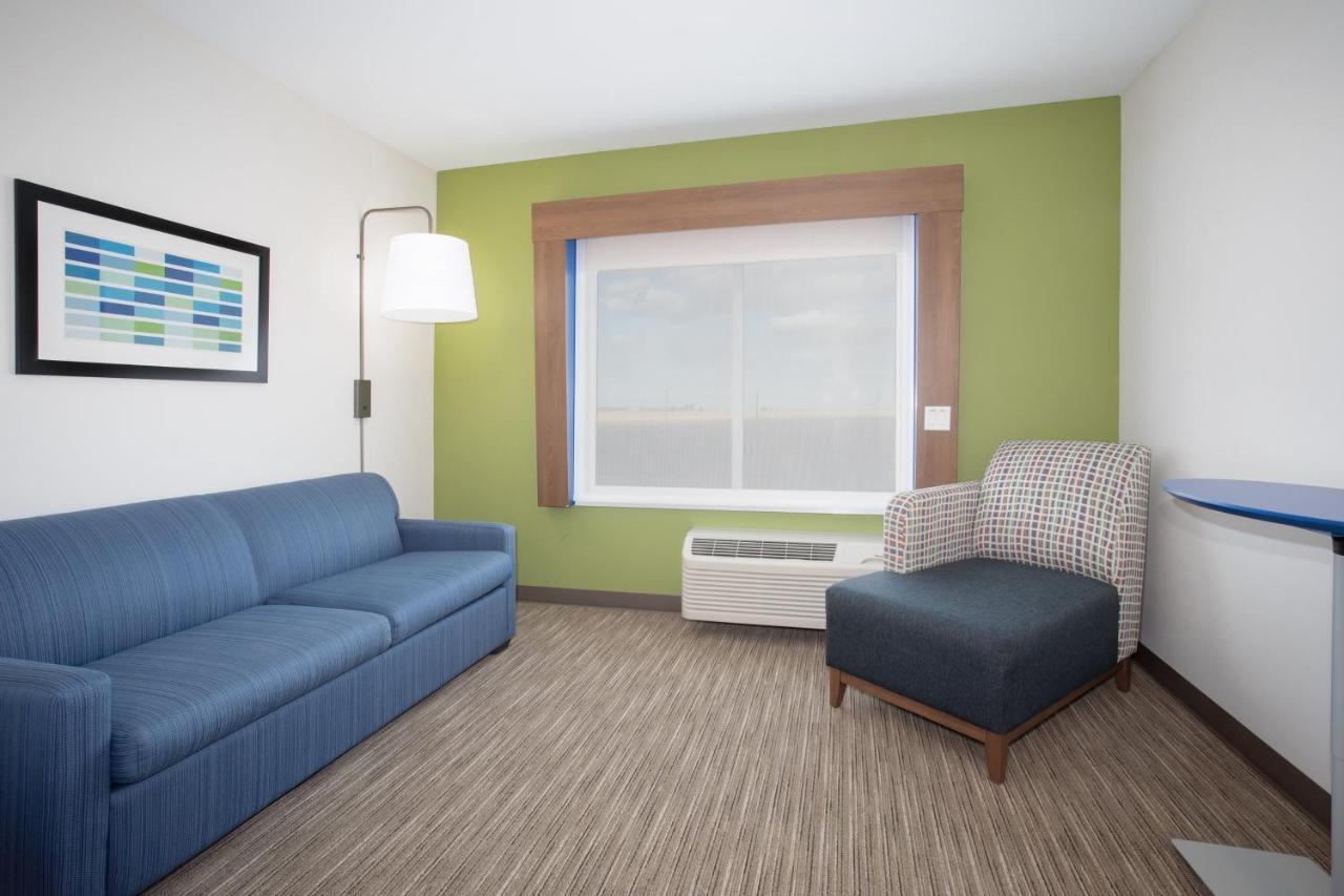 Holiday Inn Express & Suites - Goodland I-70 By Ihg Exterior photo